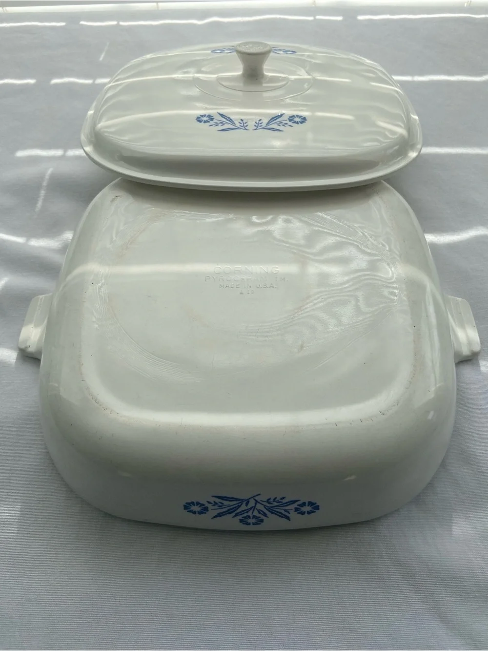 Corning Pyroceram Blue Cornflower 10” Sq.Casserole with Lid Vintage made in USA